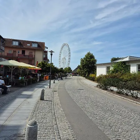 Zentrale Mit 2 Schlafzimmern Leuchtturm *