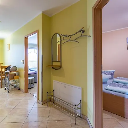 Zentrale Mit 2 Schlafzimmern Leuchtturm Daire Kühlungsborn